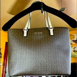 NWOT Guess Tote Bag